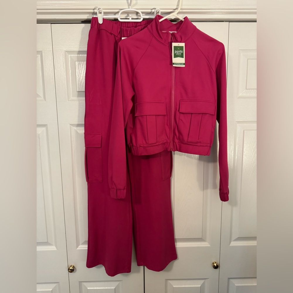 NWT Pants Store Set Small